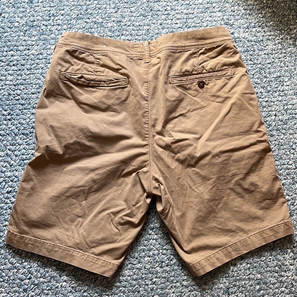 American Eagle Next Level Flex Khaki shorts - Picture 2 of 3